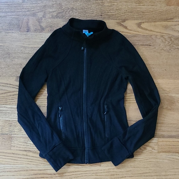zip up athletic jacket